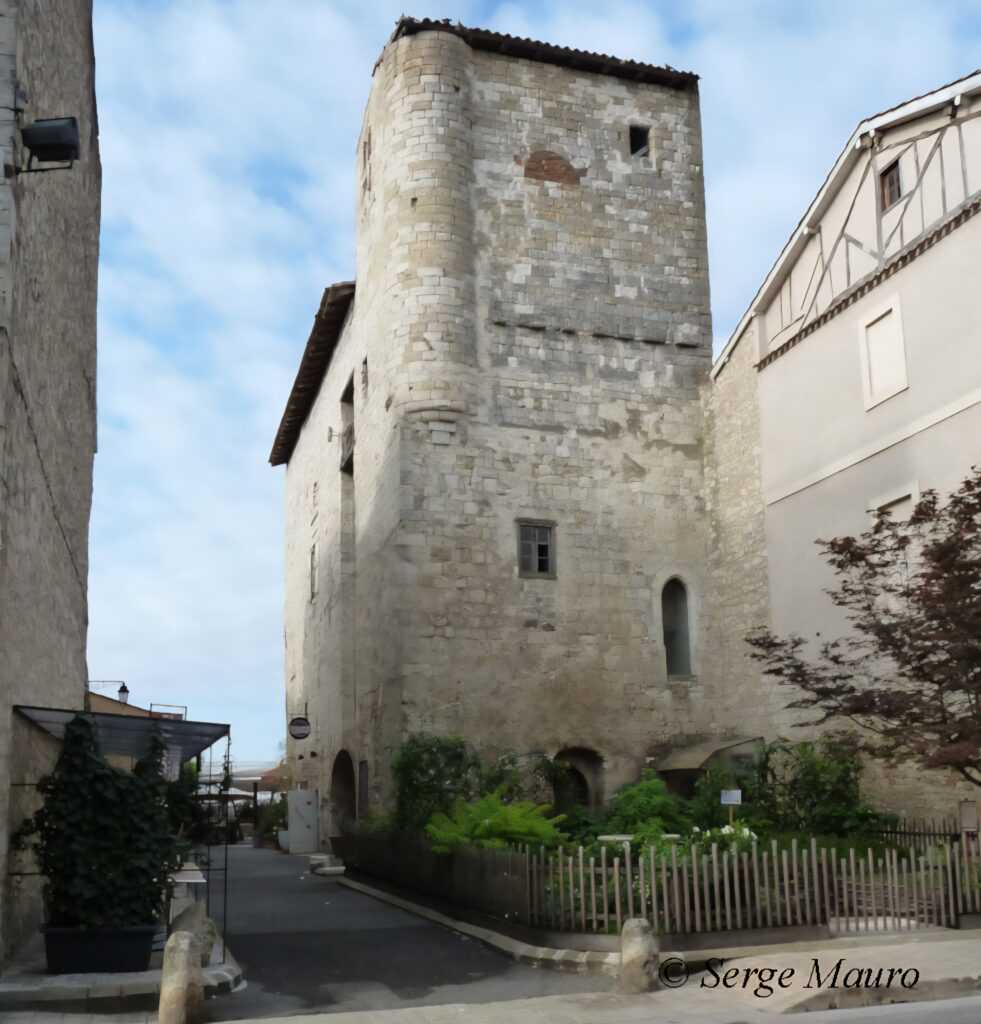 au- cafe-de-la-tour